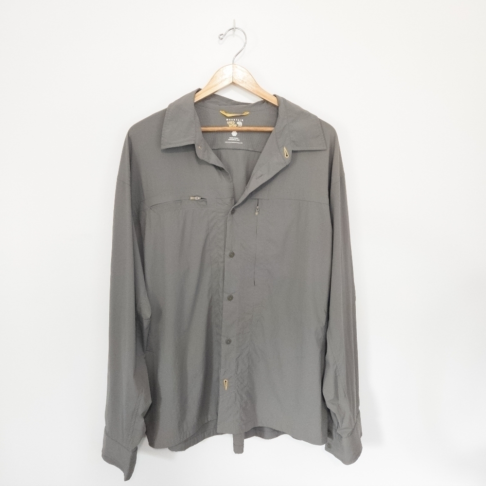 Mountain Hardwear button down hiking shirt size XL